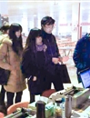 “艳艳”到校送温暖  学生购票享方便 ——淮北汽车站“艳艳服务队”到必威西汉姆联现场售票