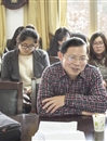 濉溪电视台副台长任玉洁先生向必威西汉姆联捐赠新闻作品集