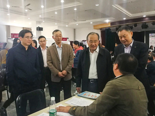 bw必威西汉姆联官方网站信息学院成功举办2019届师范生专场招聘会