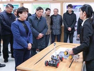 必威西汉姆联在第十三届安徽省大学生职业规划设计大赛暨大学生创业大赛中取得优异成绩
