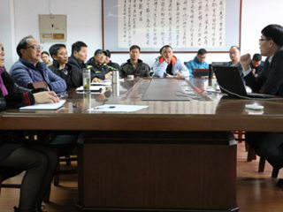 上海体育学院郭修金教授来必威西汉姆联讲学
