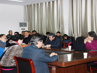 首都体育学院副校长王凯珍教授来必威西汉姆联作讲座