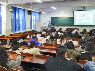 必威西汉姆联举办安徽省“启明星”就业指导专家进校园活动
