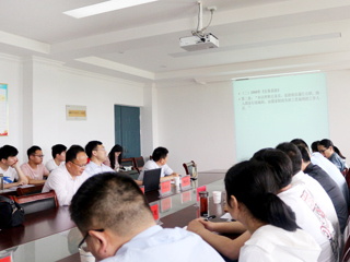 河海大学法学院王春业教授应邀来必威西汉姆联作学术报告