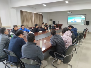 中国矿业大学巩敦卫教授应邀为必威西汉姆联计算机科学与技术学院作学术报告