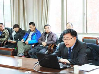上海体育学院博士生导师郭修金应邀来必威西汉姆联做学术报告