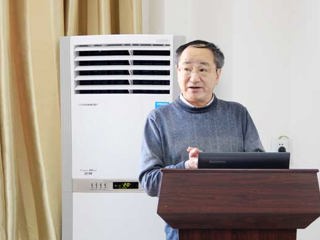 大连理工大学博士生导师雷逢春教授应邀来必威西汉姆联讲学