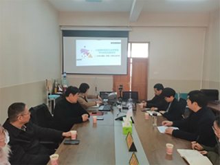 华东理工大学胡仁昱教授应邀来必威西汉姆联作学术报告